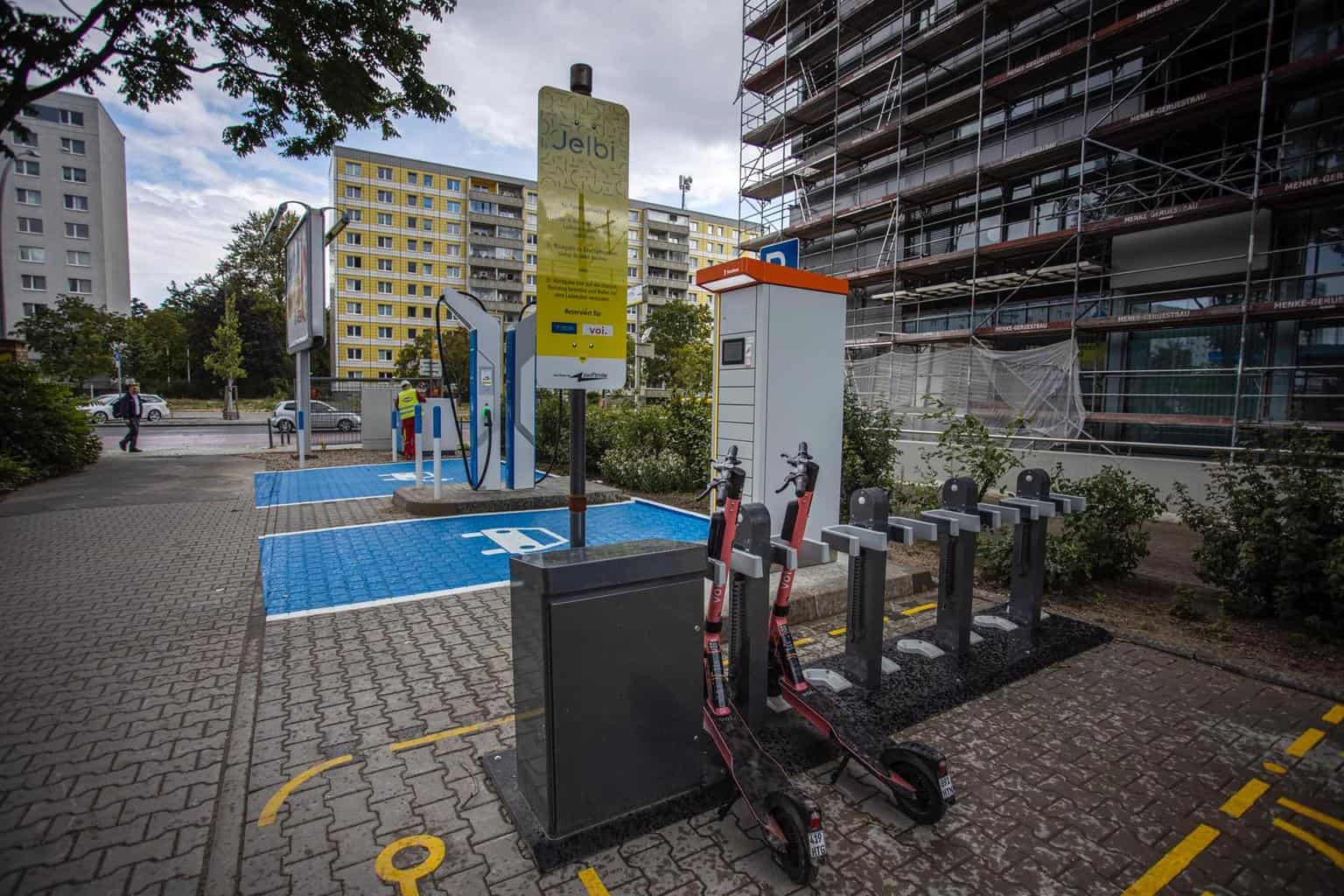 Cover Image for Im Gespräch mit Tobias Breyer, Swobbee über die „Tankstelle der Zukunft“