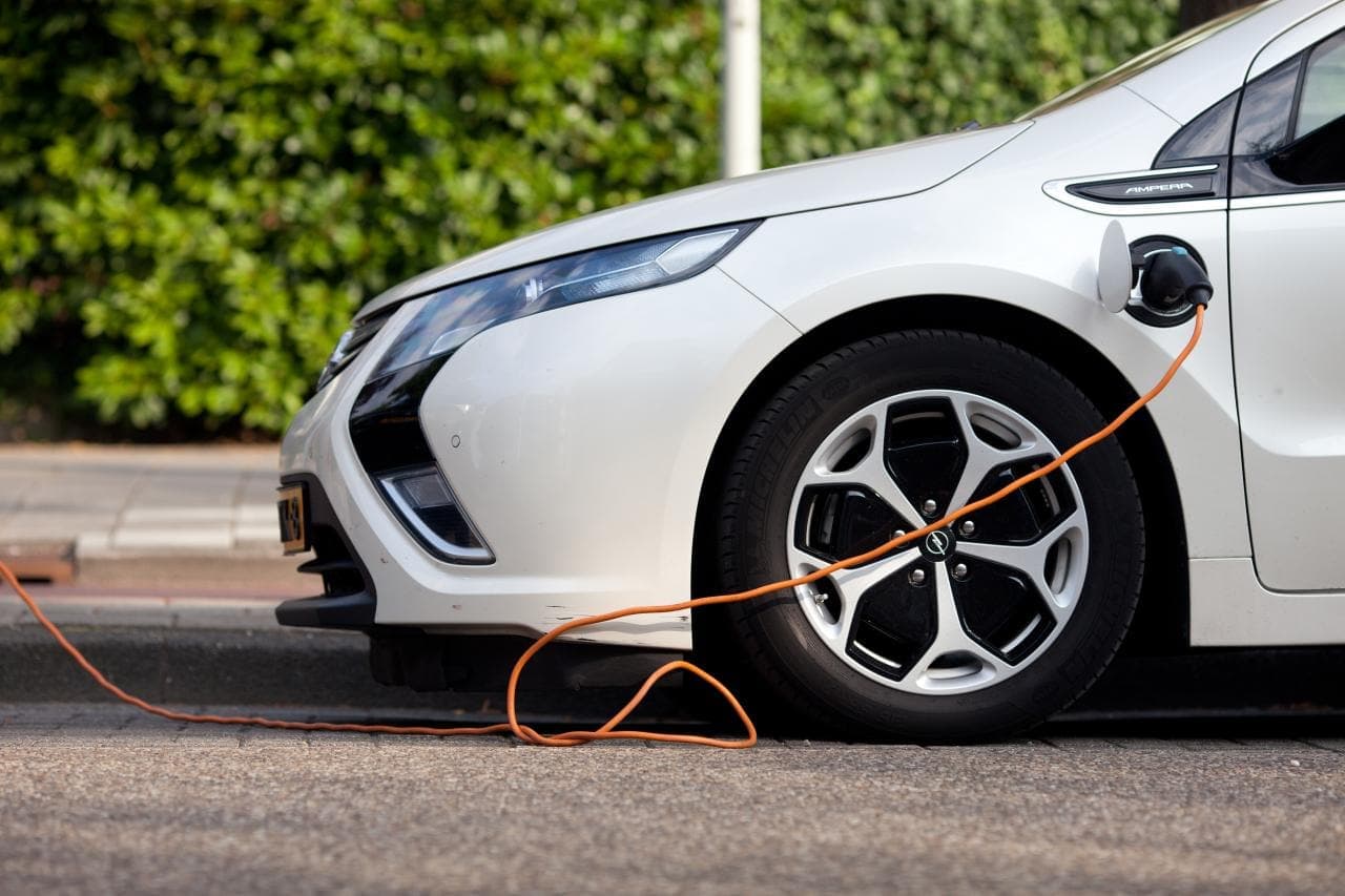 Cover Image for EnBW: „E-Auto auf Jahre die vorherrschende Lösung“