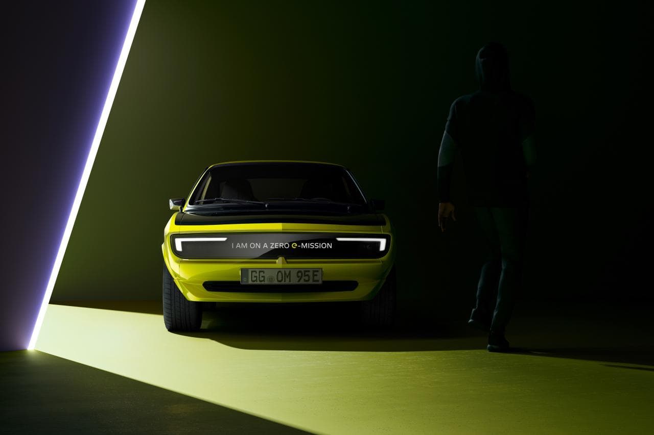 Cover Image for Elektrischer Opel Manta: Den Blitz im Visier