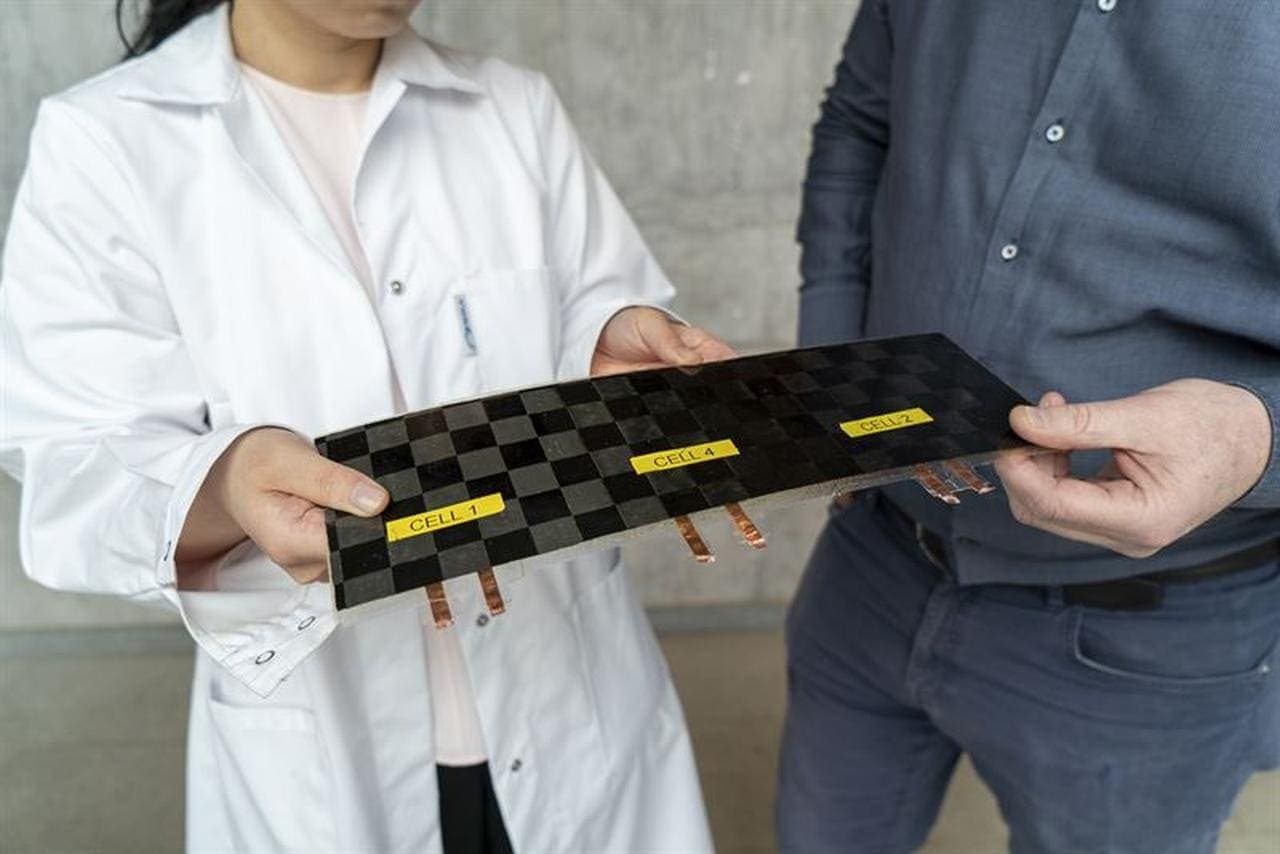 Cover Image for Chalmers-Universität zeigt Strukturbatterie die alles bisher Dagewesene weit übertrifft