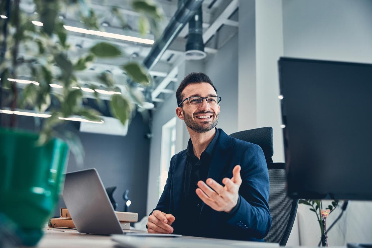 Cover Image for E-Auto-Förderung: „Nicht ideal – aber wir haben keine andere Wahl“