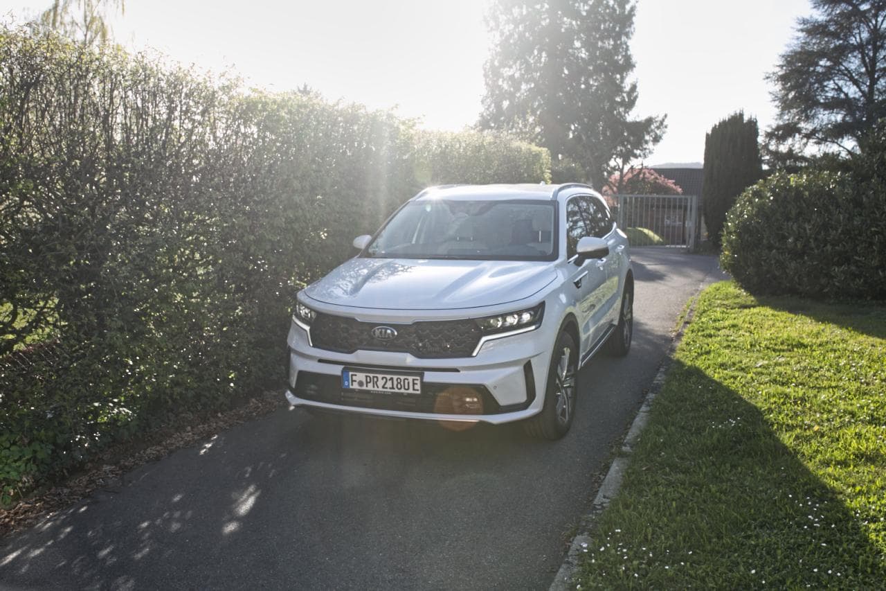 Cover Image for Kia Sorento 1.6 T-GDi Plug-in Hybrid AWD AT: Test- und Fahrbericht