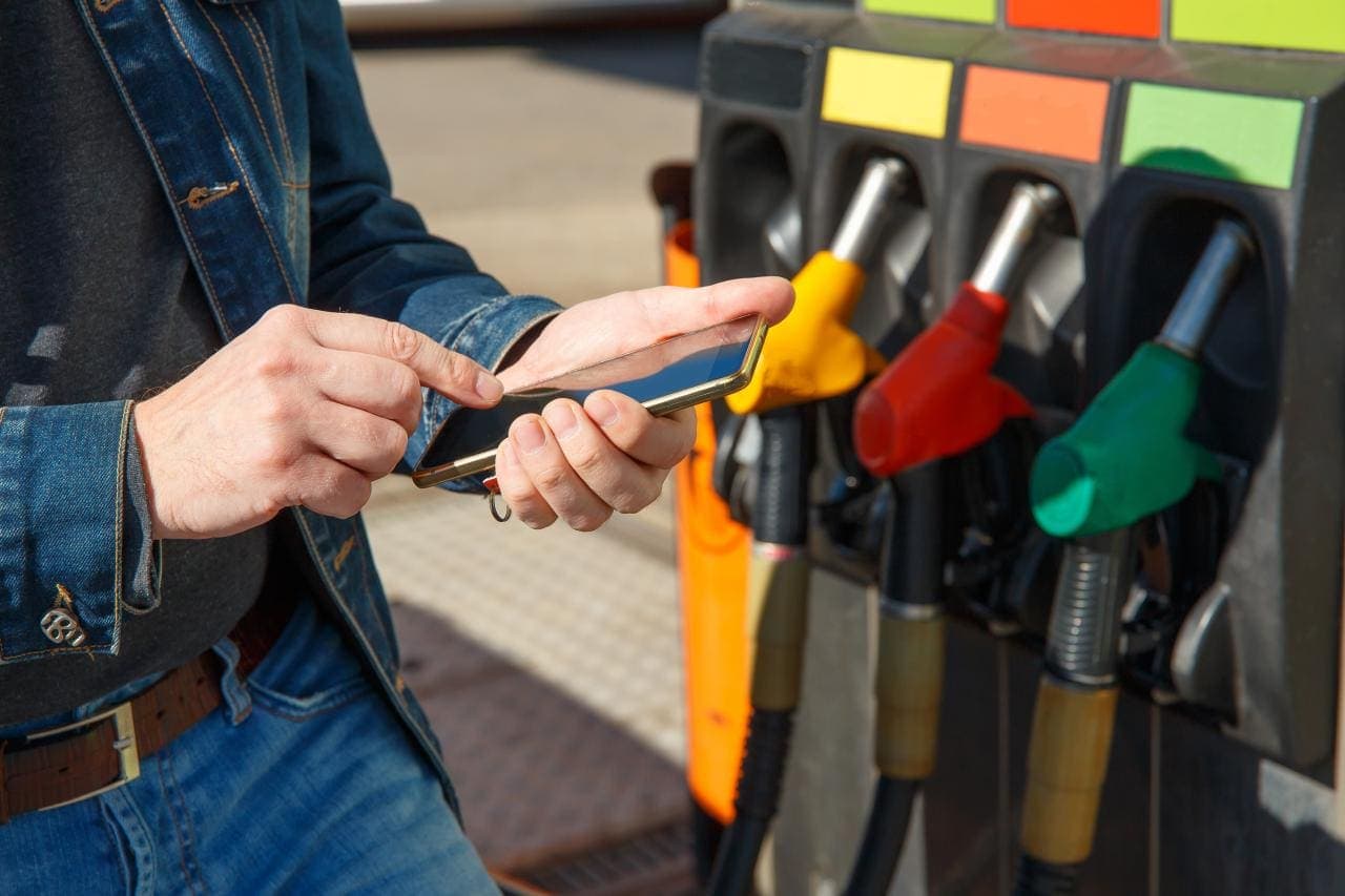 Cover Image for E-Fuels könnten Abhängigkeit von fossilen Brennstoffen verlängern