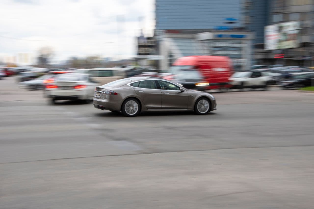Cover Image for Tesla Giga Shanghai: 550.000 Fahrzeuge in 2021 wohl nicht zu erreichen
