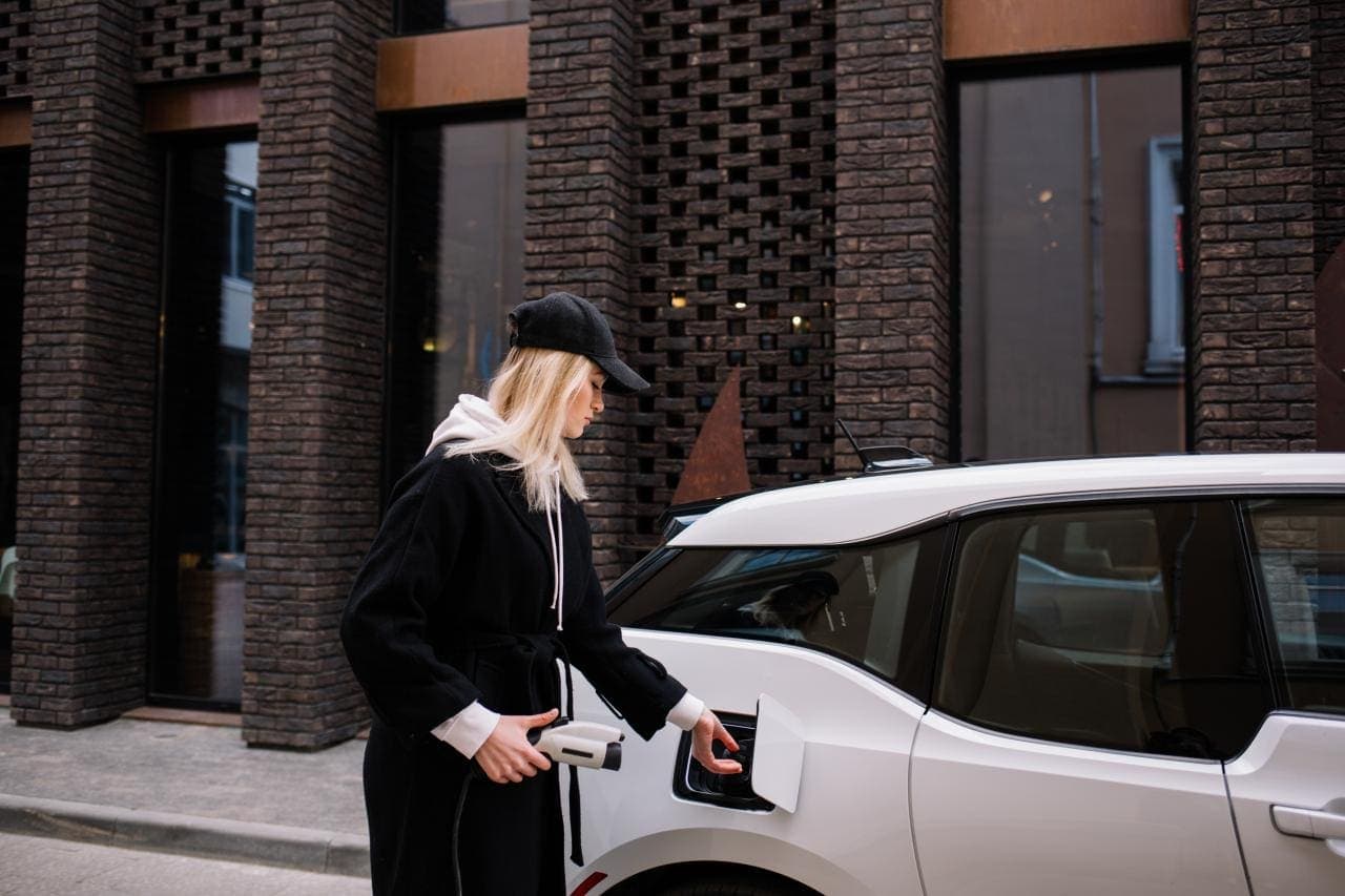 Deutschland: Ende April 2021 massives E-Auto-Wachstum von +413,8%