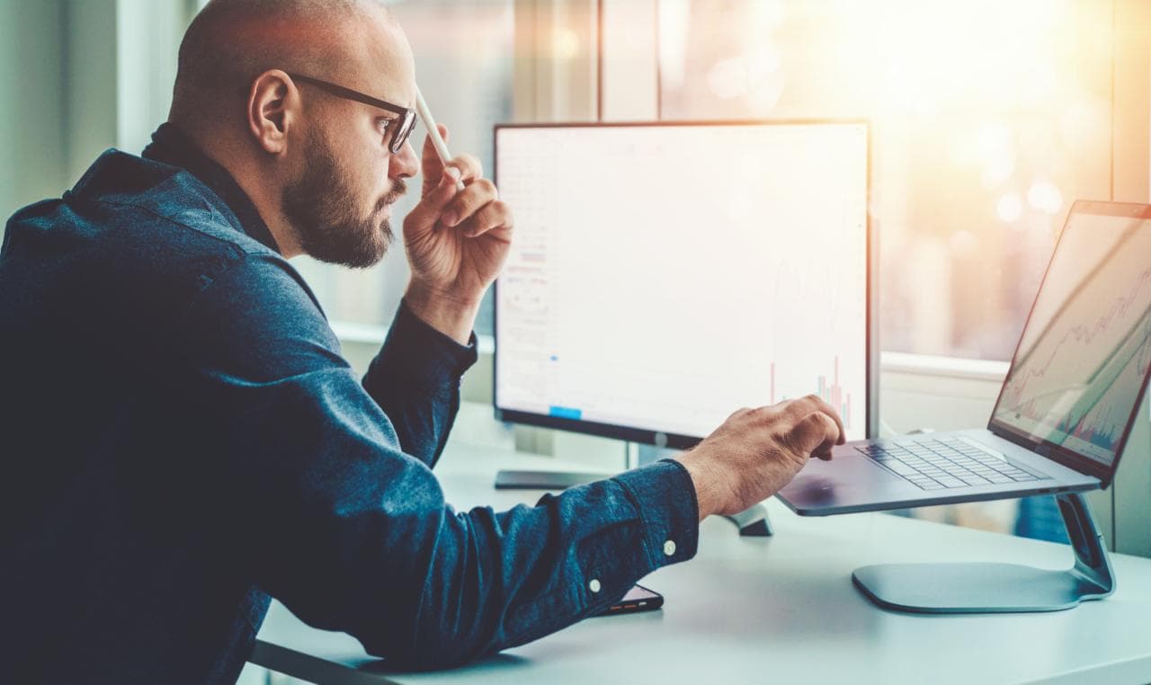 Batterieforscher hält 1000 Kilometer in zehn Minuten laden für utopisch