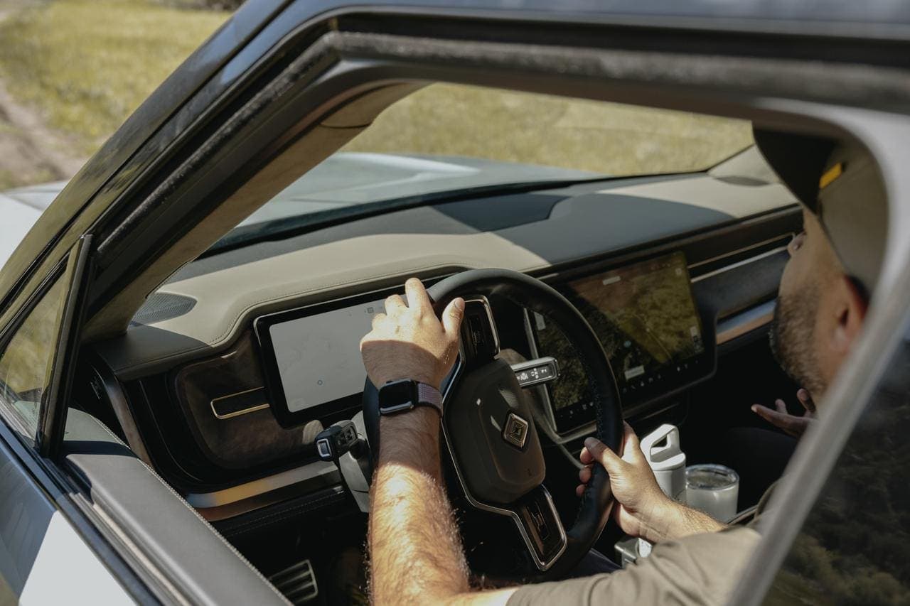 Cover Image for Amazon, Ford, … investieren erneut Milliarden in Rivian Motors