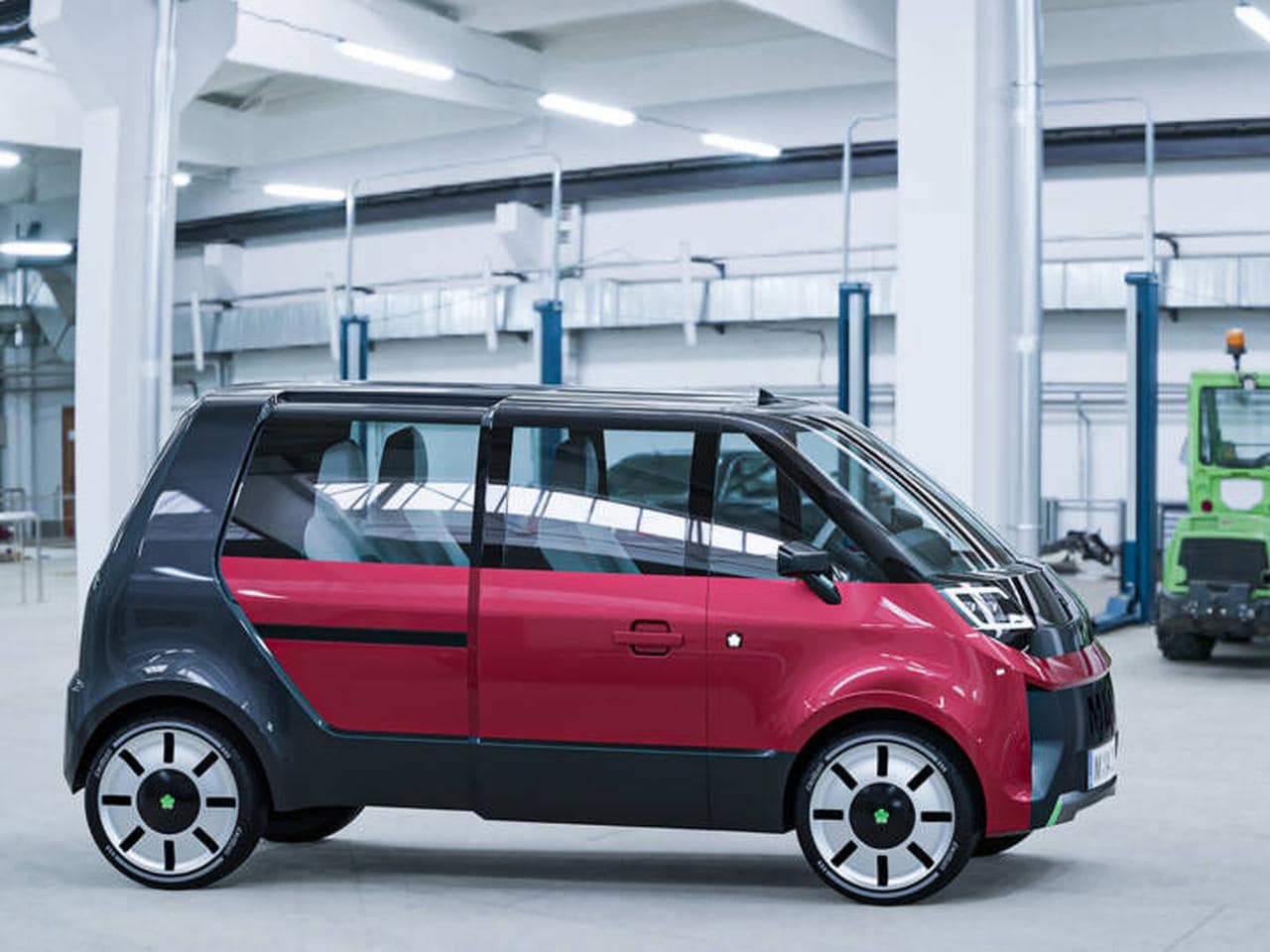 Cover Image for fox e-mobility stellt hochintegrierten Mini-Baukasten für MIA 2.0 vor