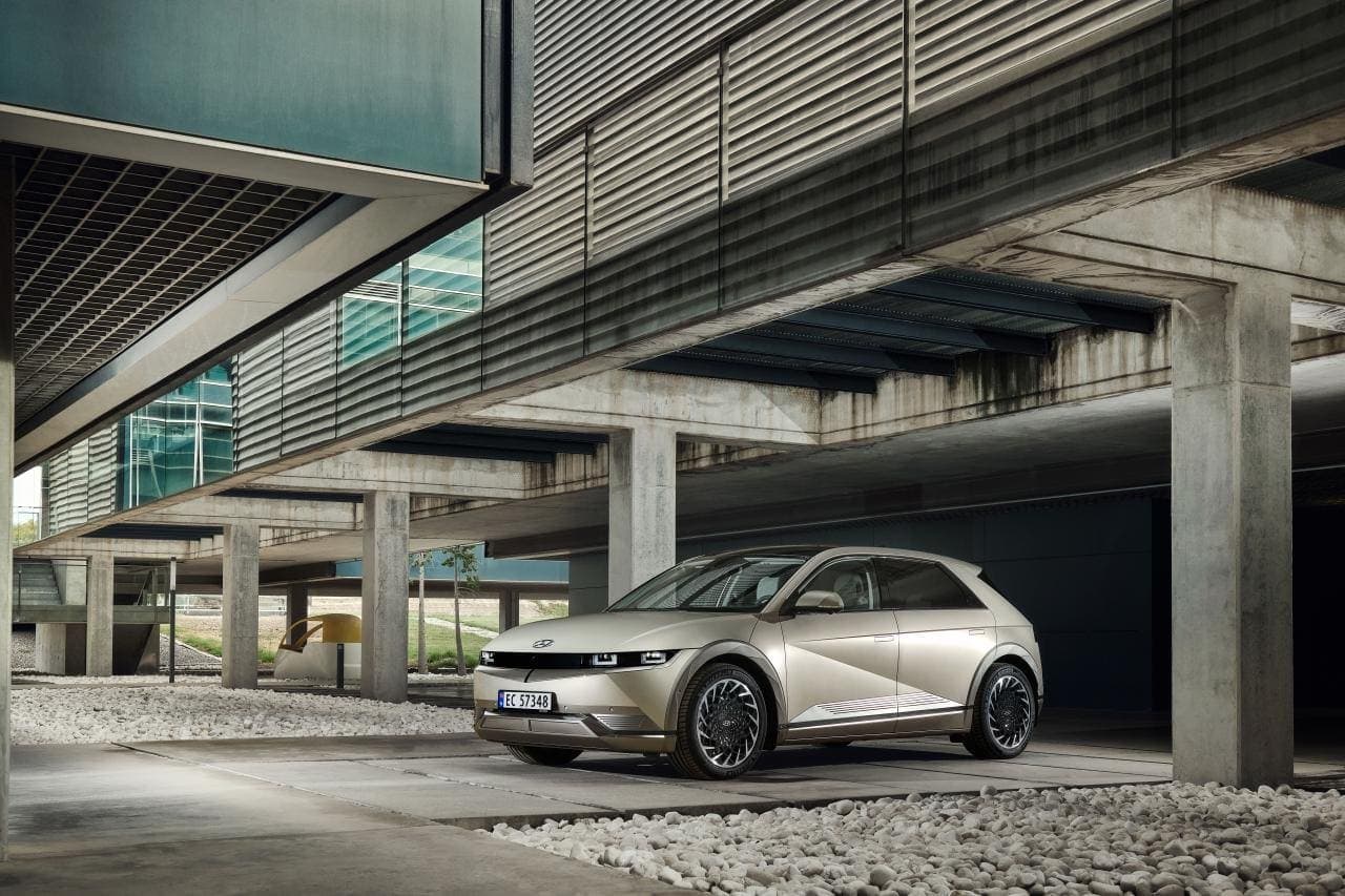 Cover Image for Hyundai Ioniq 5 schlägt deutsche Premium-Konkurrenz