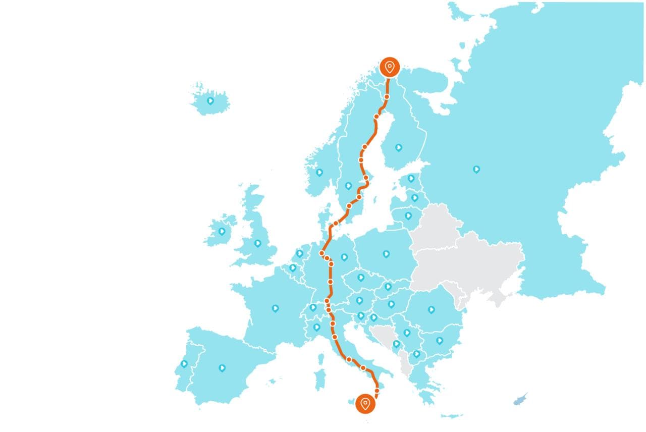 Cover Image for NewMotion: 5.000 km am Stück mit nur einer Ladekarte fahren
