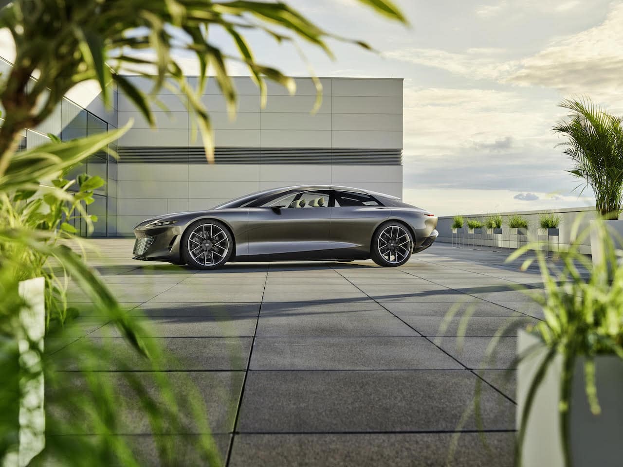Cover Image for Audi Grandsphere (2025): Dieses Concept Car soll schon bald Realität werden