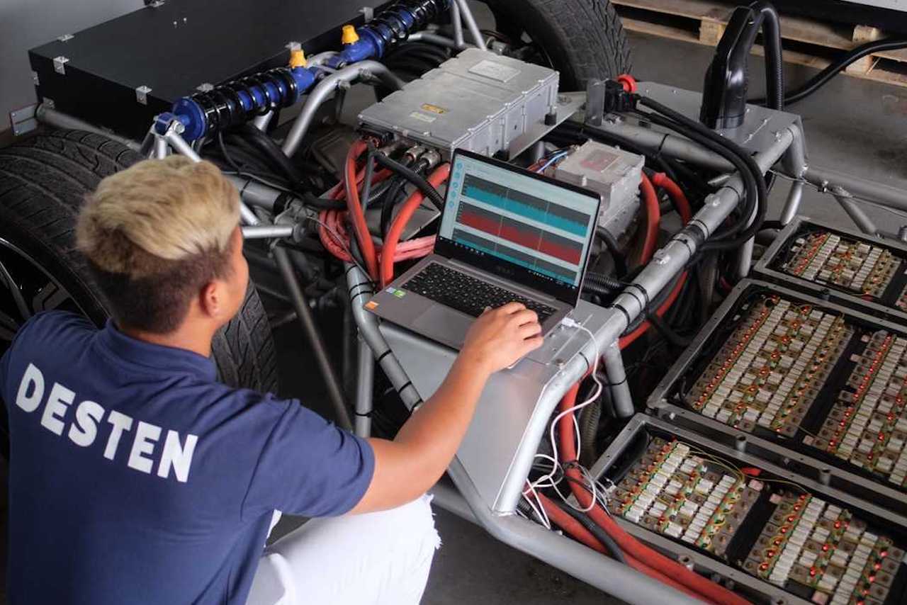 Cover Image for Desten will Elektroautos mit bis zu 900 kW laden können