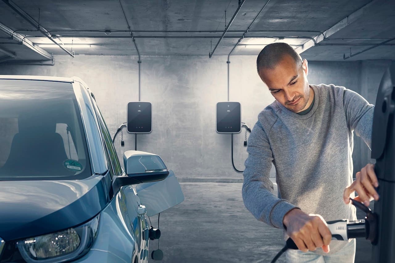 Cover Image for Elektroautos ökologisch laden: Das richtige Wann & Wie ermöglicht CO2-armes Laden