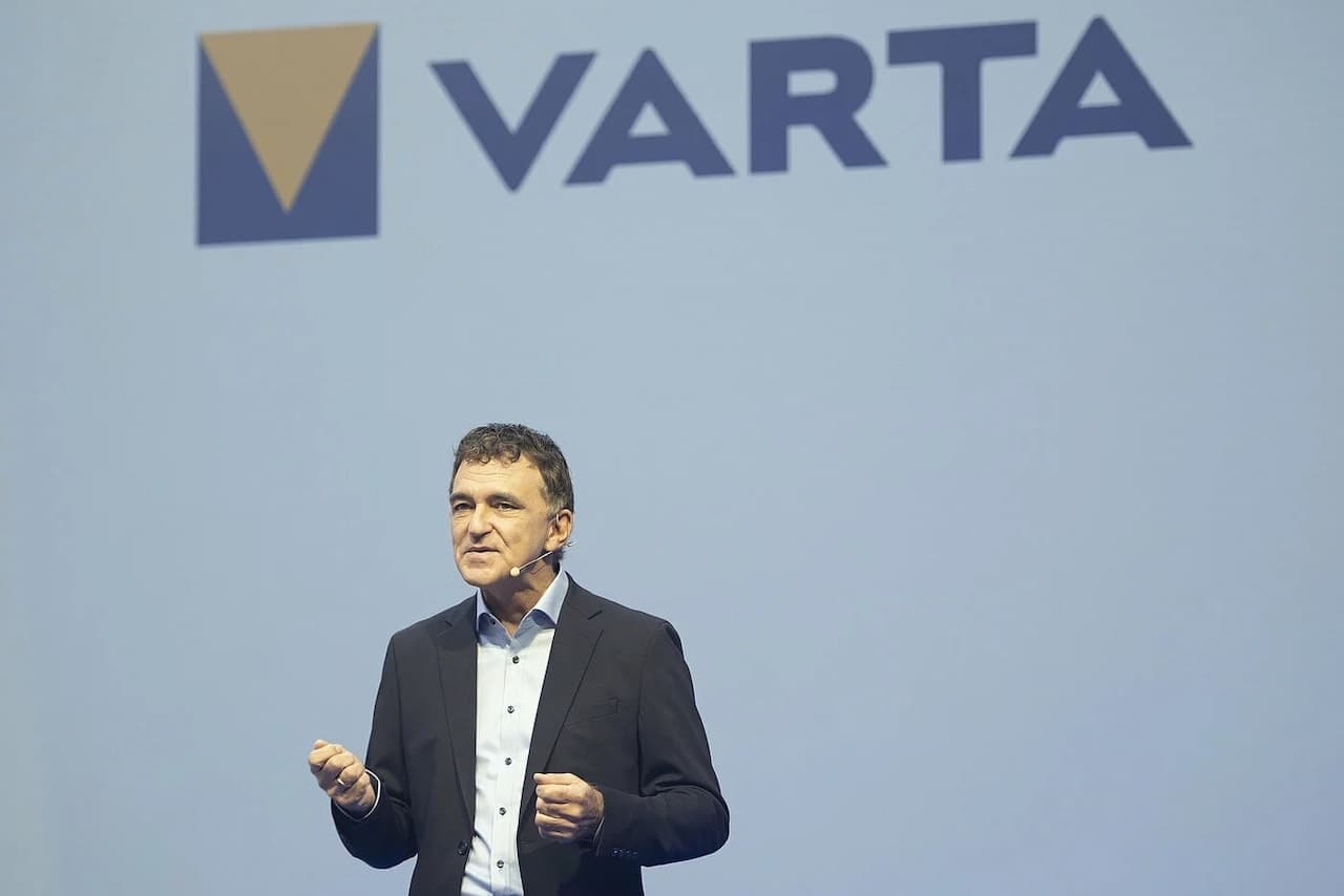 Cover Image for Varta bestätigt Pläne zum Bau von Lithium-Ionen-Zellen für E-Autos