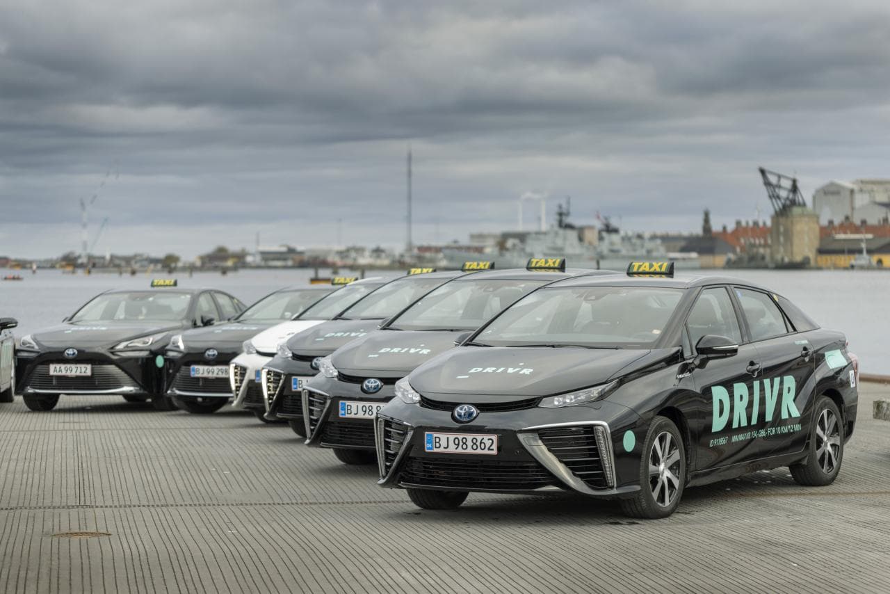 Cover Image for Toyota Mirai: 100 Wasserstoff-Taxis für Kopenhagen