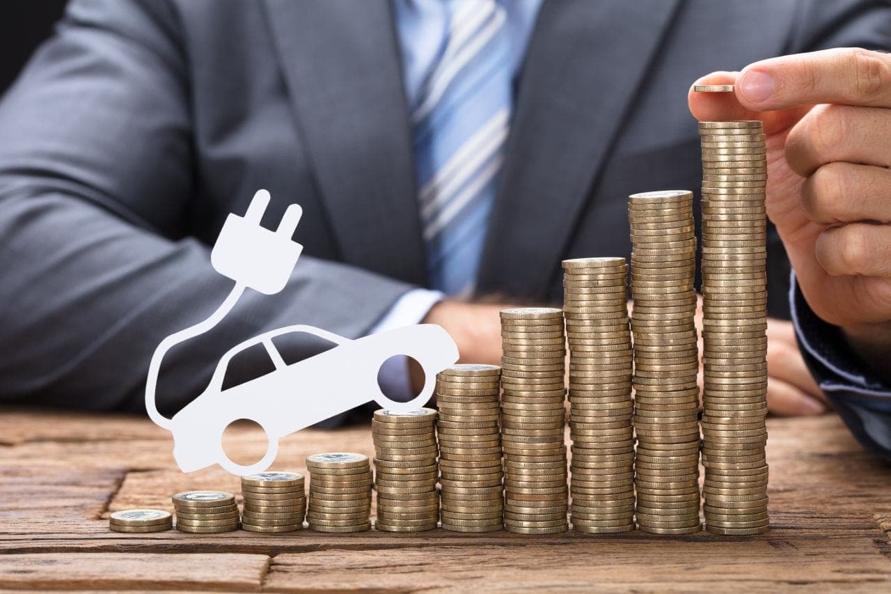 Cover Image for Erkenntnis: Langstrecke mit Ladestopp als kritische Kostenfall für E-Autofahrer