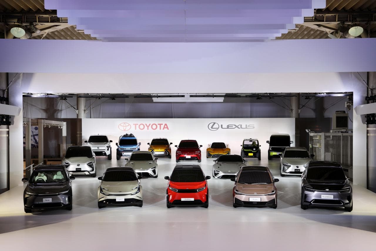 Cover Image for Toyota investiert Milliarden in  E-Auto-Offensive