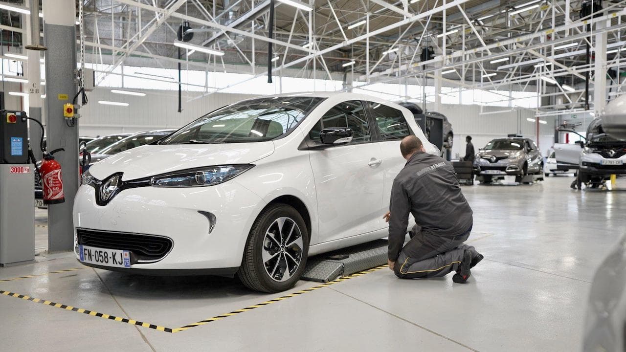 Cover Image for Renault „Refactory“: Schnelles Wiederaufbereiten von Gebrauchtwagen