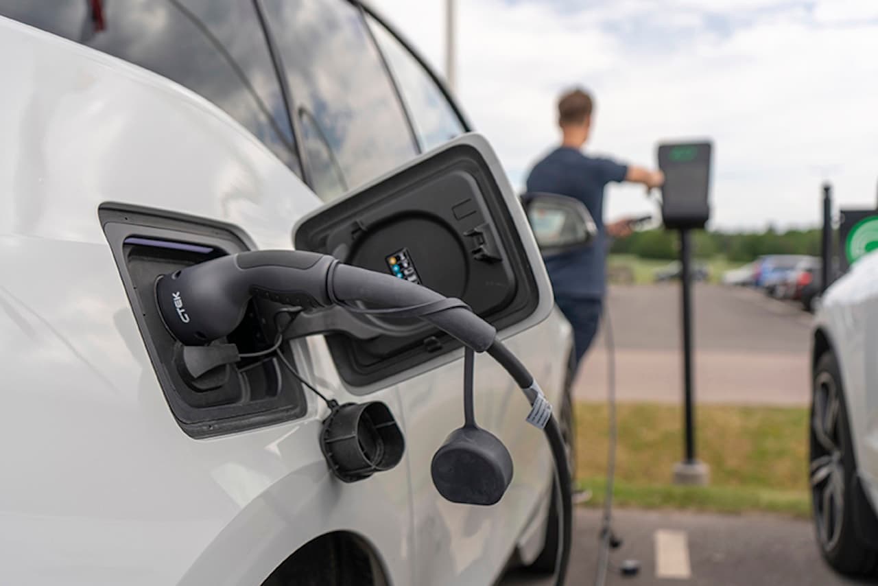 Mangel an Lademöglichkeiten behindert E-Mobility-Boom in Deutschland