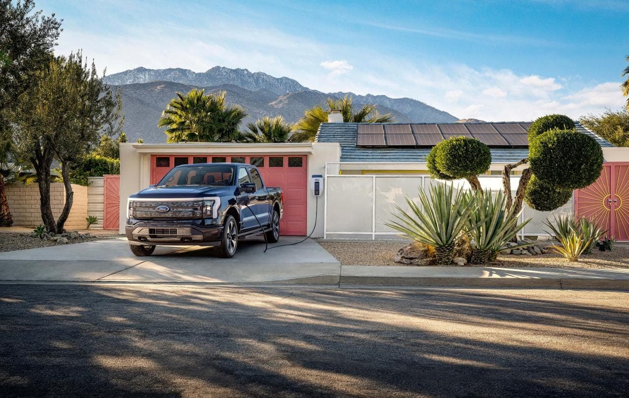 Cover Image for E-Auto und Notstromversorgung: der neue F-150 Lighting kann beides