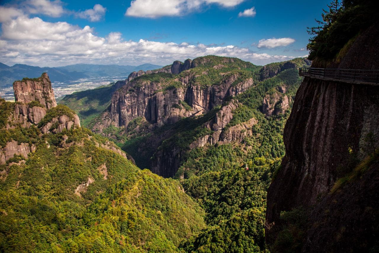 BYD: 22GWh Blade-Batterie-Fertigung in Xianju, China
