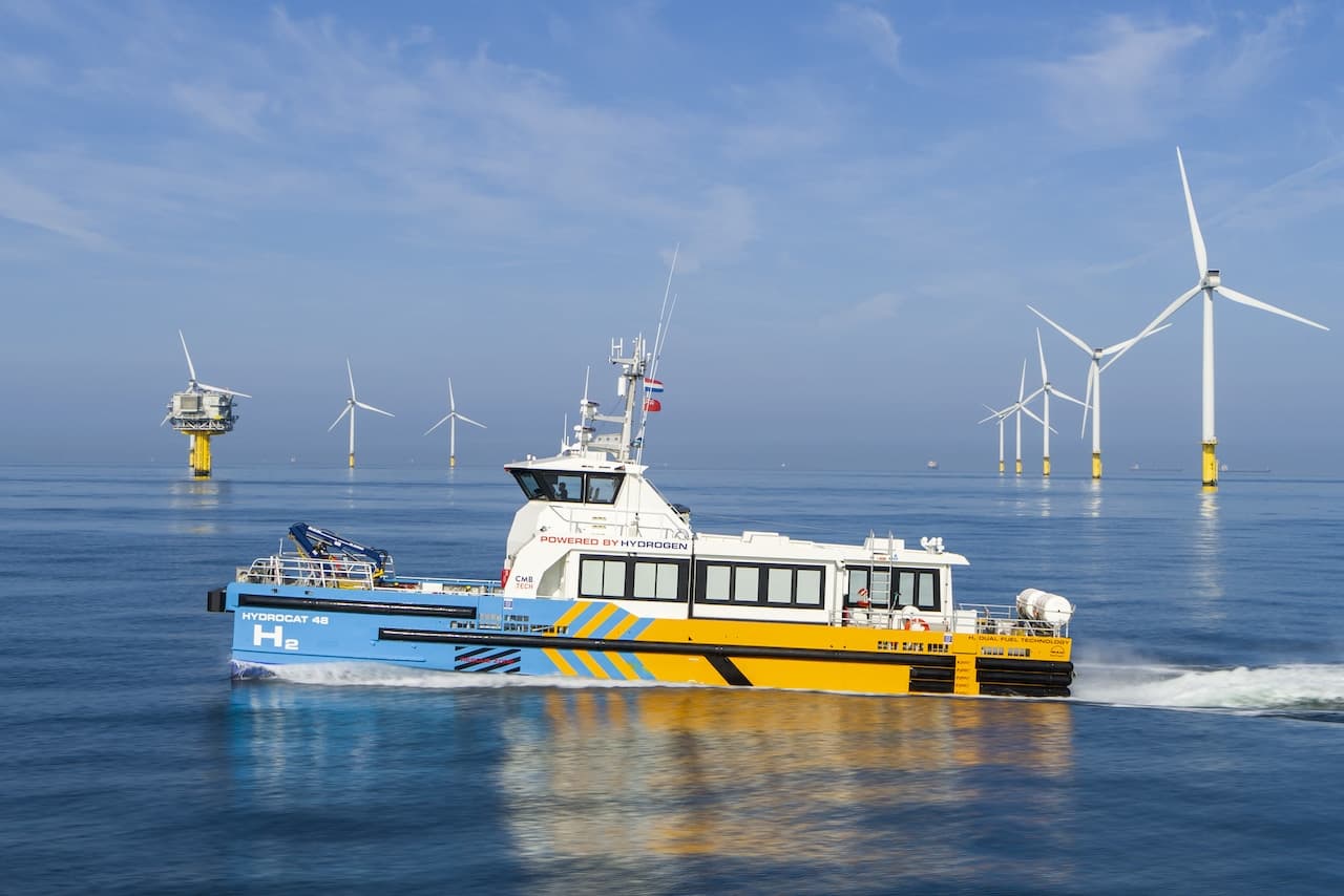 Cover Image for MAN setzt erste Dual Fuel-Motoren mit Wasserstoff auf Arbeitsboot ein