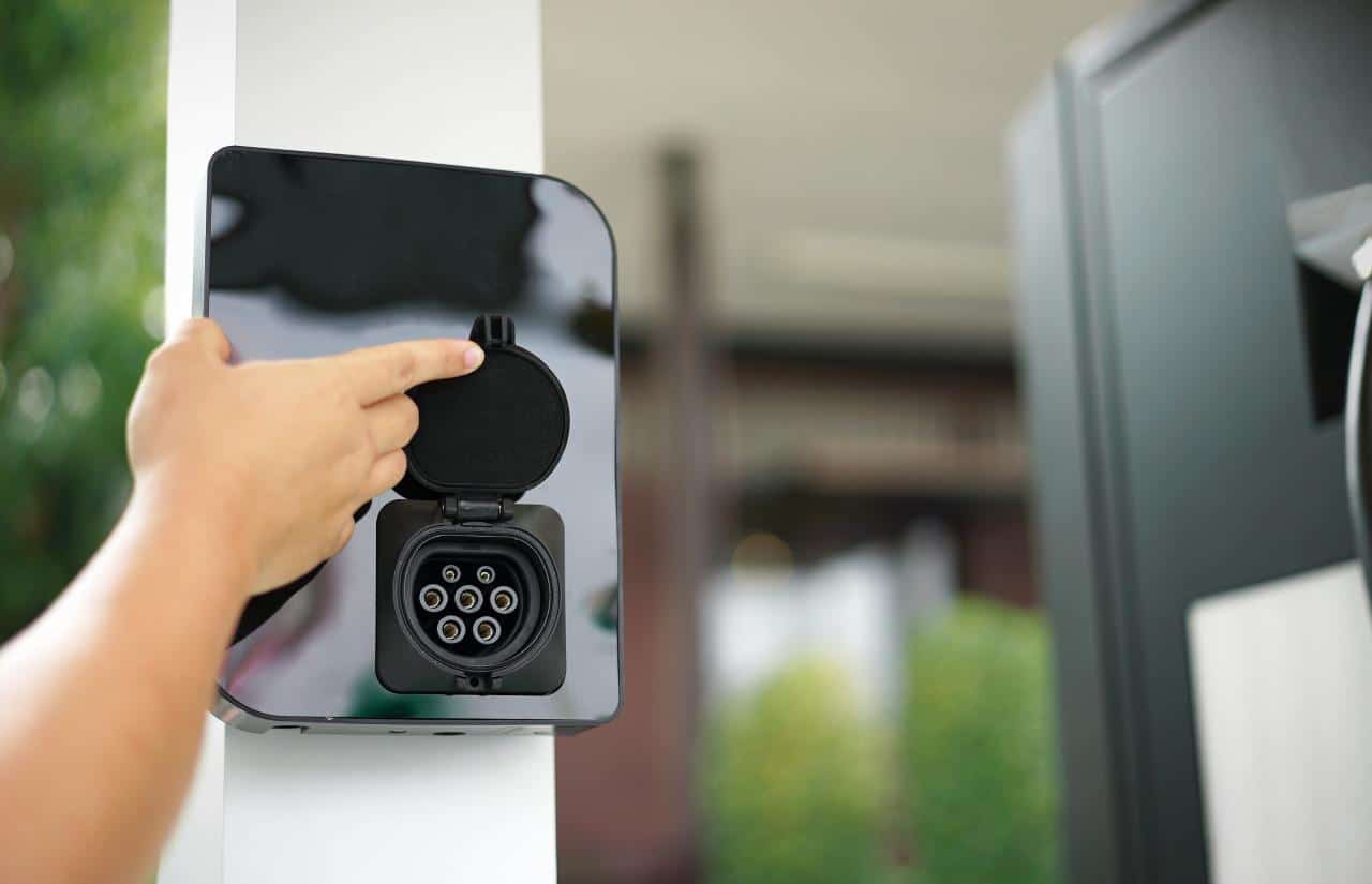 Cover Image for Warum Wallboxen beim Netzbetreiber angemeldet werden sollten