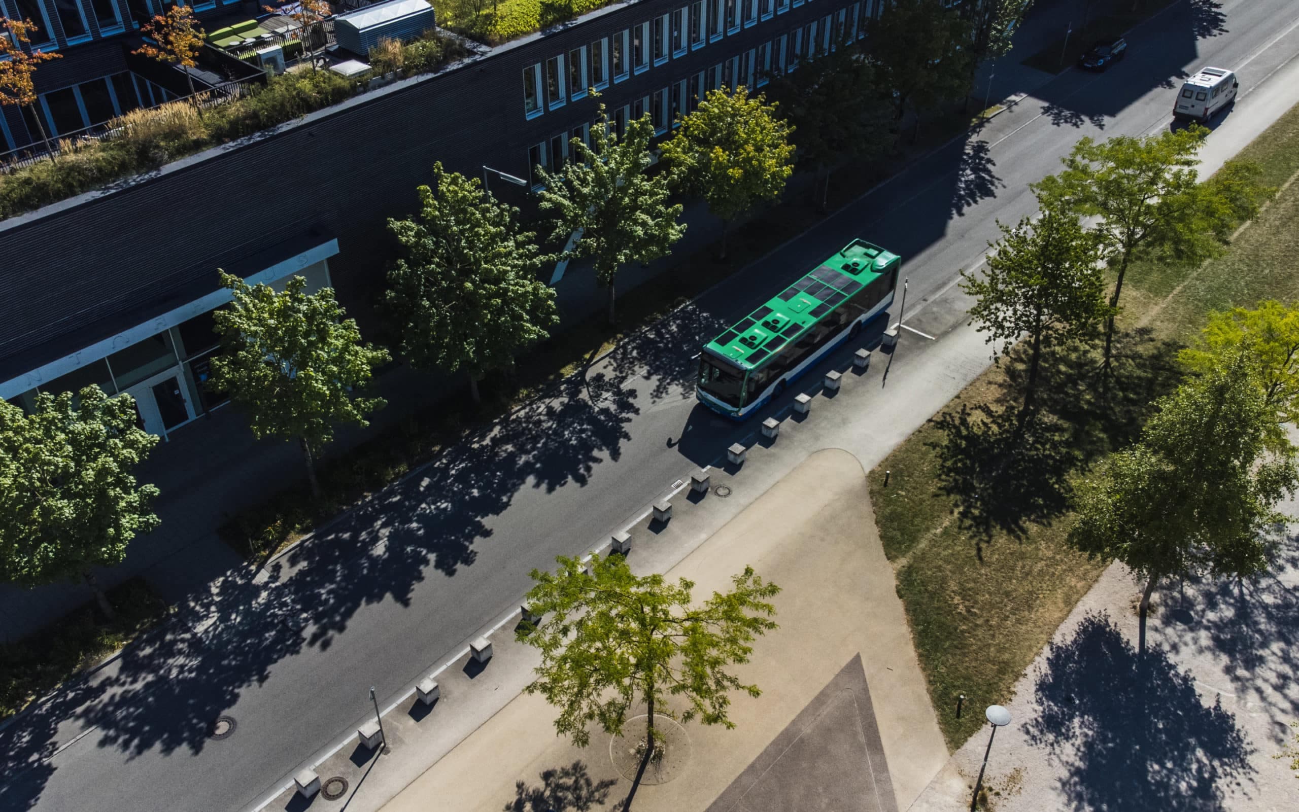 Cover Image for ÖPNV-Service Hagen installiert Solar Bus Nachrüstkit von Sono Motors