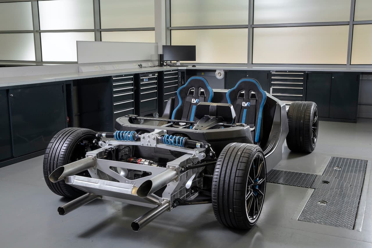 Cover Image for Williams zeigt Elektro-Plattform für Hypercars mit mehr als 2200 PS