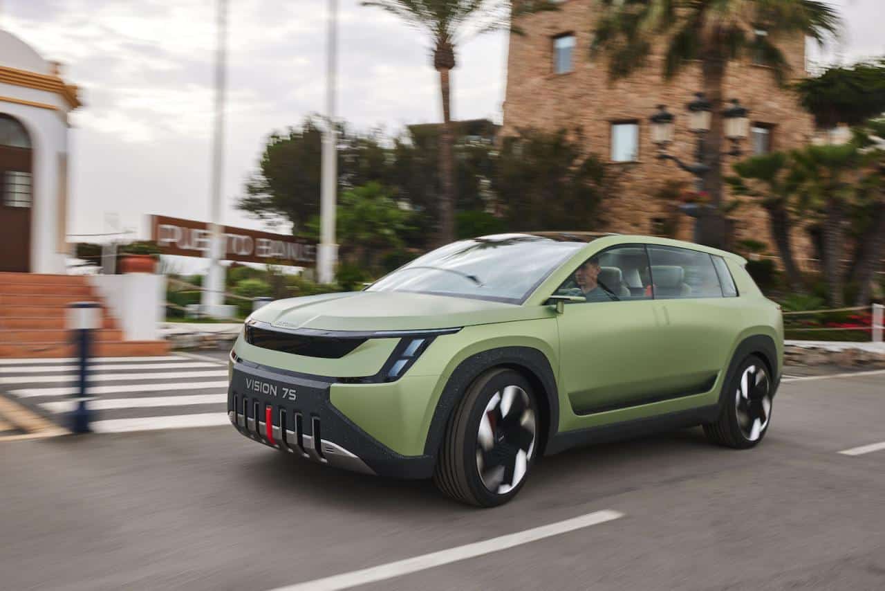 Cover Image for Erste Fahrt im Skoda Vision 7S – Unsere Eindrücke