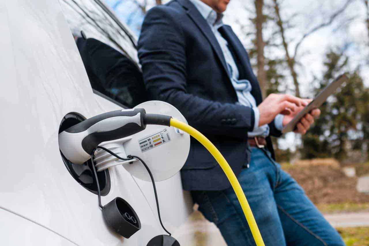 Cover Image for Potential der Dienstwagenbesteuerung beim Wechsel zur E-Mobilität