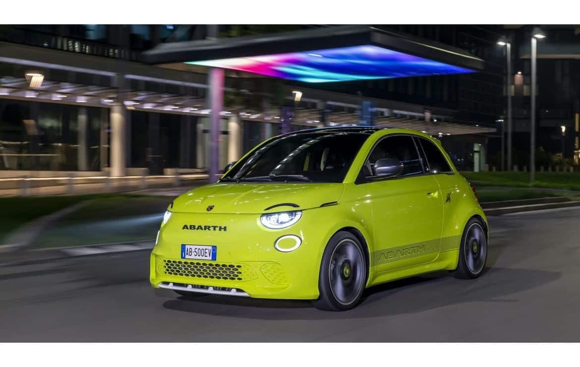 Verkaufsstart des Abarth 500e mit limitiertem Sondermodell