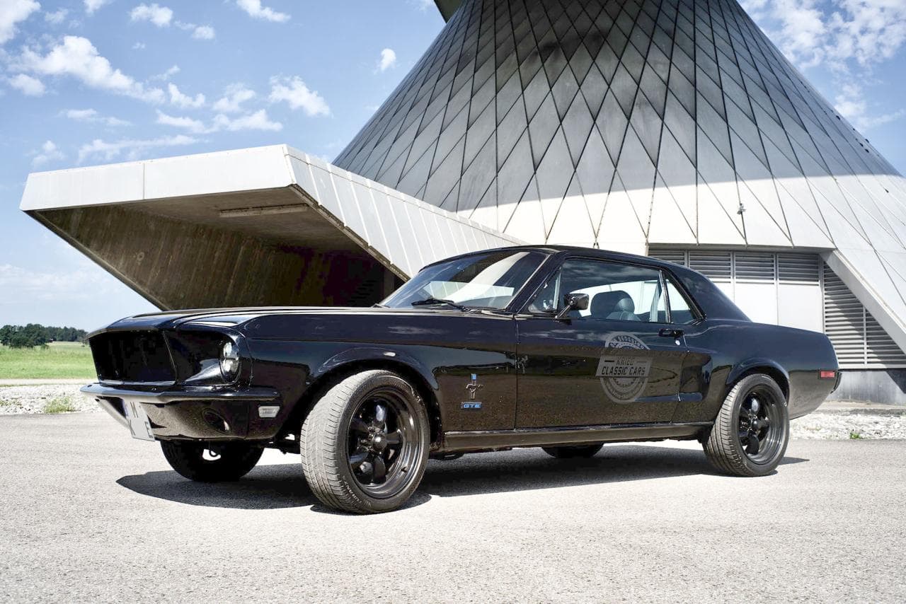 Cover Image for Krieg Classic Cars: Elektro-Mustang mit dem gewissen Etwas