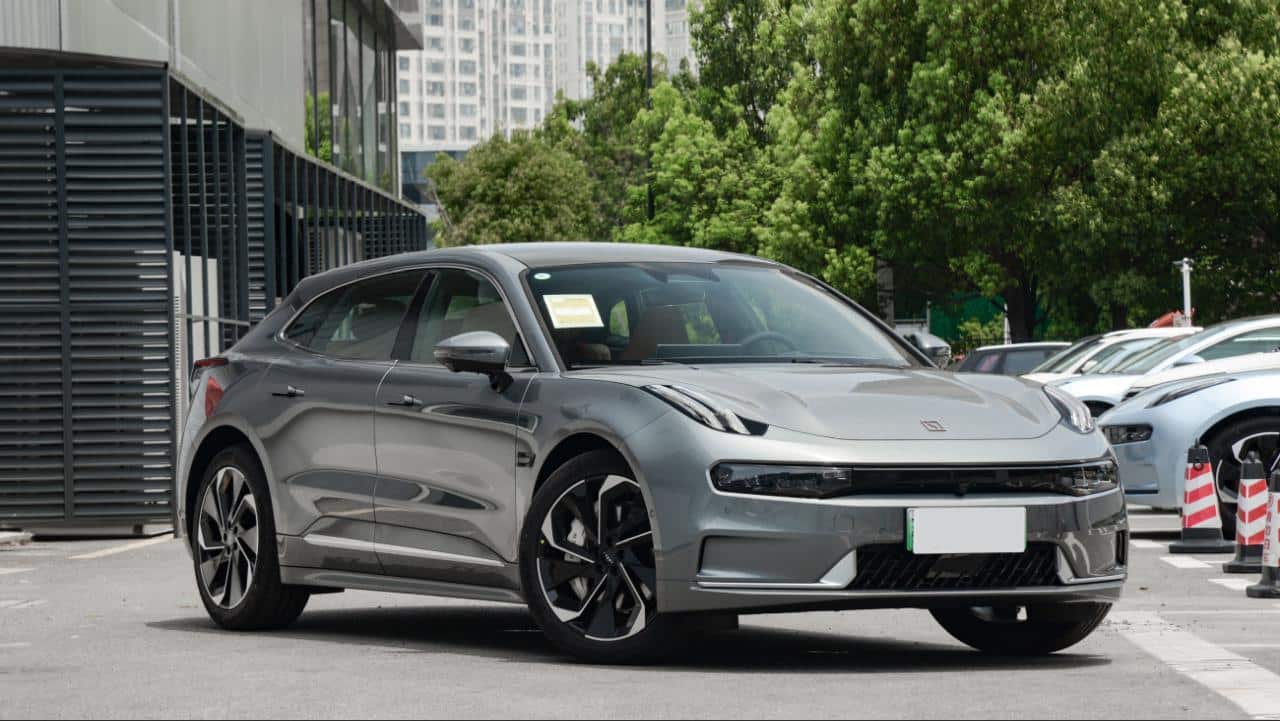 Cover Image for Zeekr übertrifft gesetzte Ziele für 2022