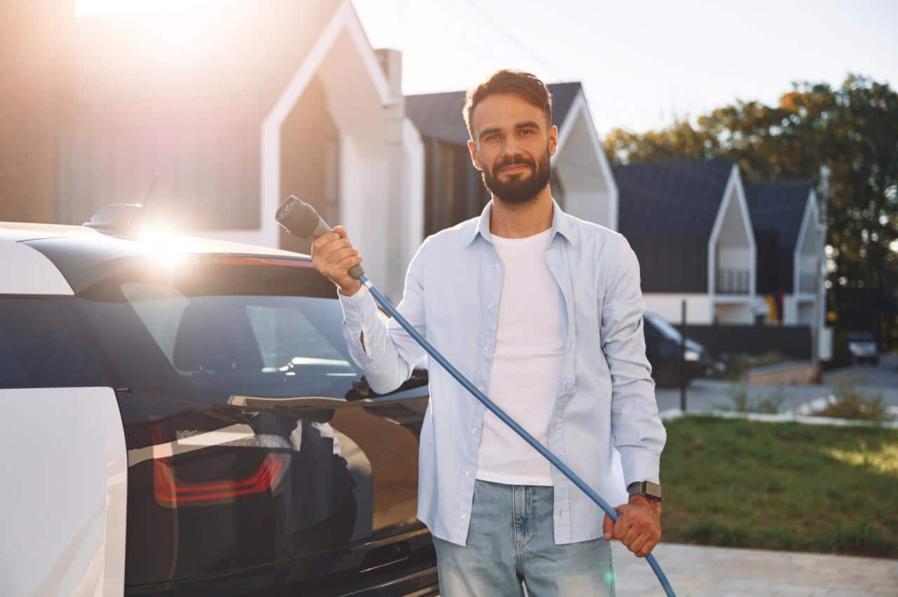 Cover Image for WeVee: Verspricht E-Auto fahren 40% günstiger als im Privat-Leasing