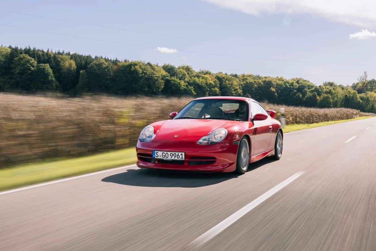Cover Image for Porsche 911 Hybrid: Elektrifizierter Elfer kommt