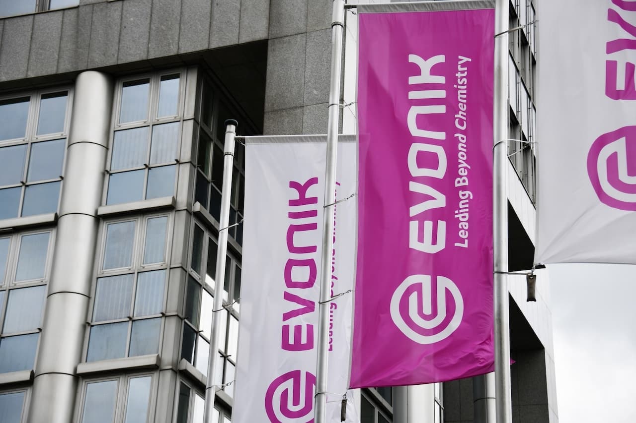 Cover Image for Evonik beteiligt sich an Graphen-Hersteller SuperC