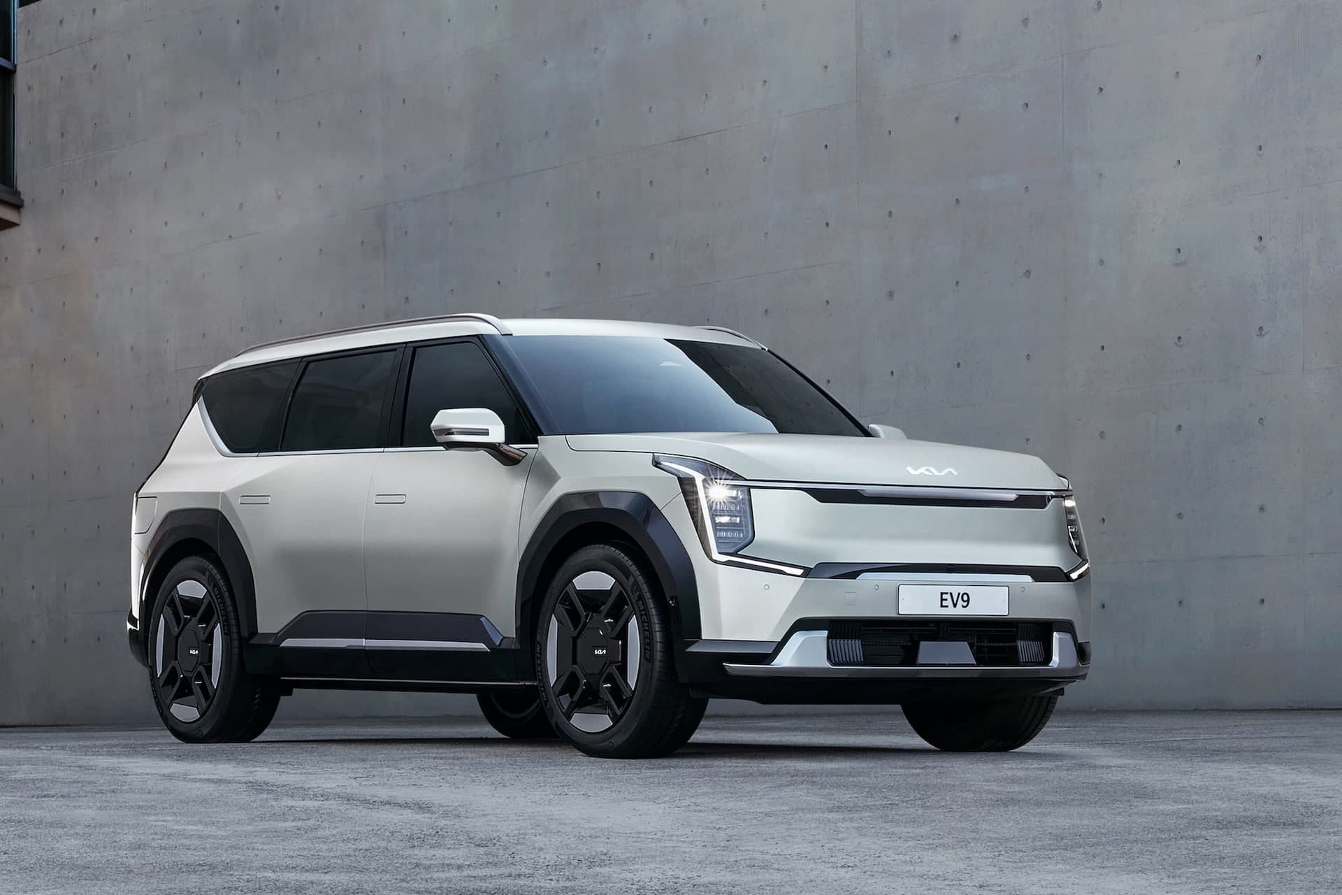 Cover Image for Kia EV9 gegen Nio EL6: Duell der dicken Summer
