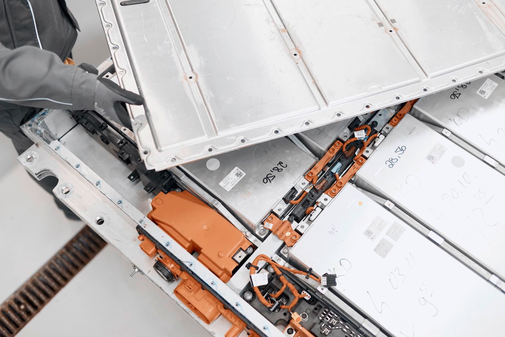 Cover Image for Studie zeigt: So sehr altern E-Auto-Batterien wirklich