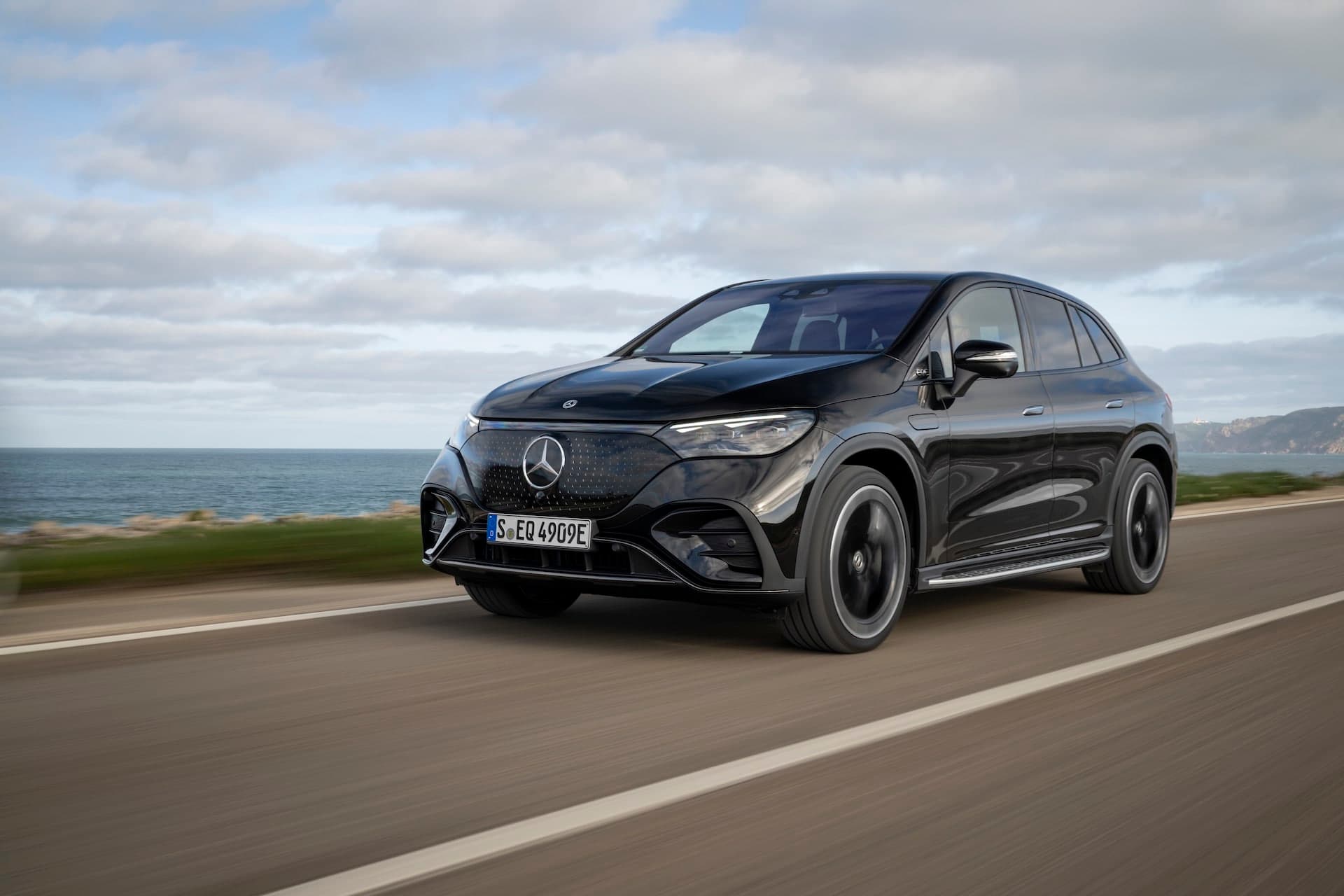 Cover Image for Mercedes-Benz EQE SUV derzeit 23 Prozent günstiger