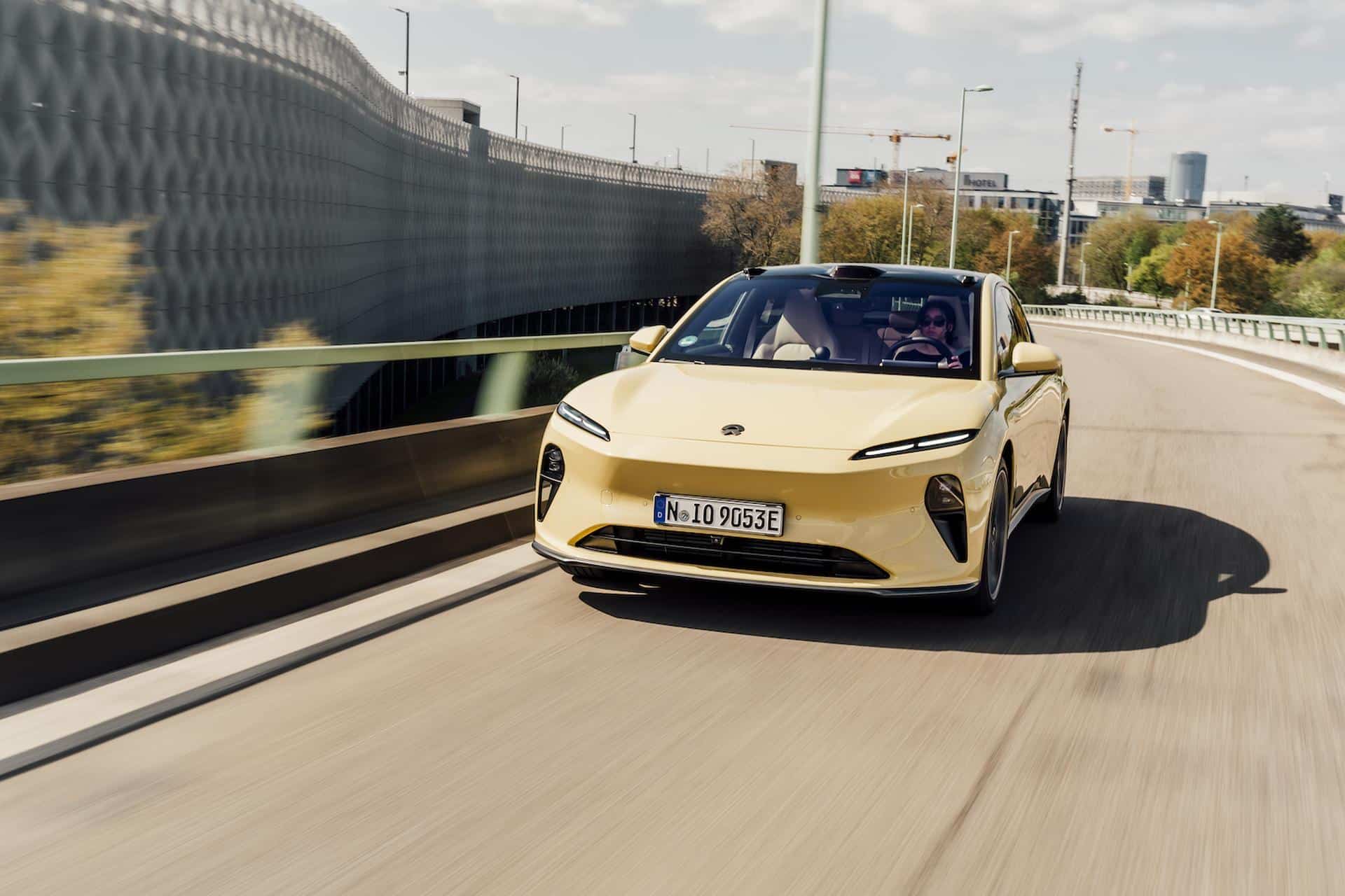Cover Image for Nio: 1,1 Mrd. US-Dollar Invest von Abu Dhabi Fond