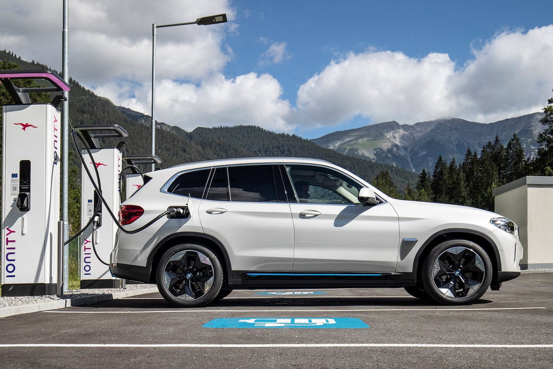 Cover Image for Analyse: EU hat dringenden Nachholbedarf bei Ladeinfrastruktur