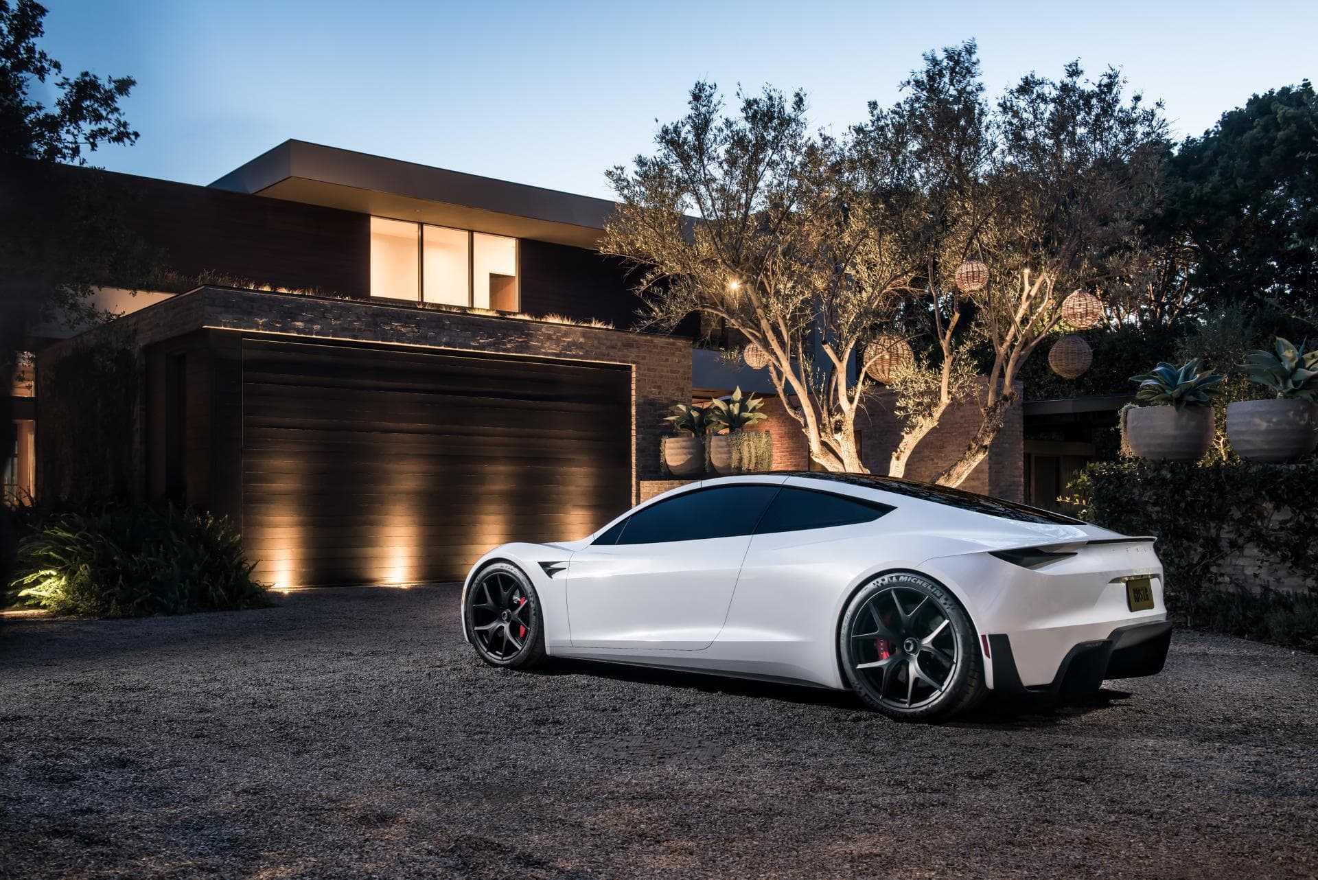 Cover Image for Tesla Roadster 2.0 soll sich bis Ende 2024 verzögern