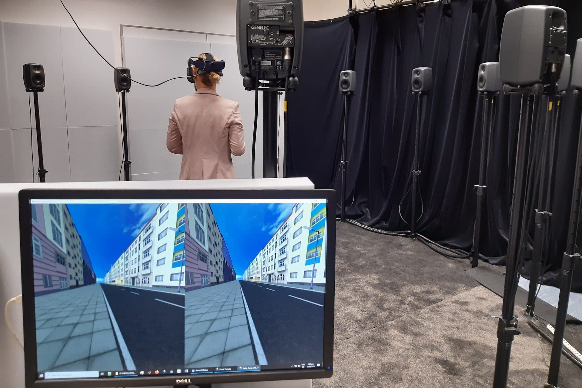 Blinden- und Sehbehindertenverband fordert lautere E-Autos