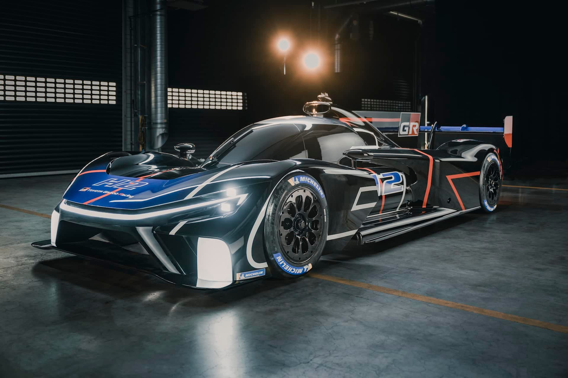 Cover Image for Toyota zeigt Wasserstoff-Prototyp in Le Mans