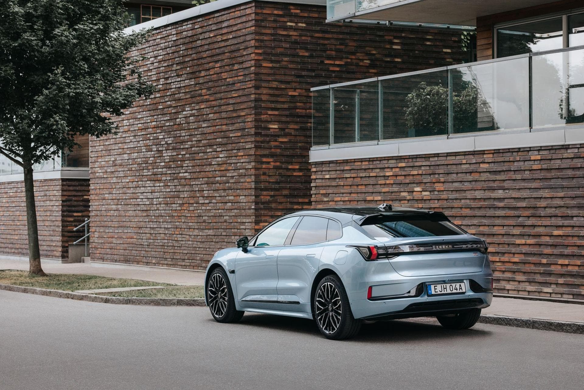 Cover Image for Wie viele E-Autos chinesische Automarken im April verkauft haben