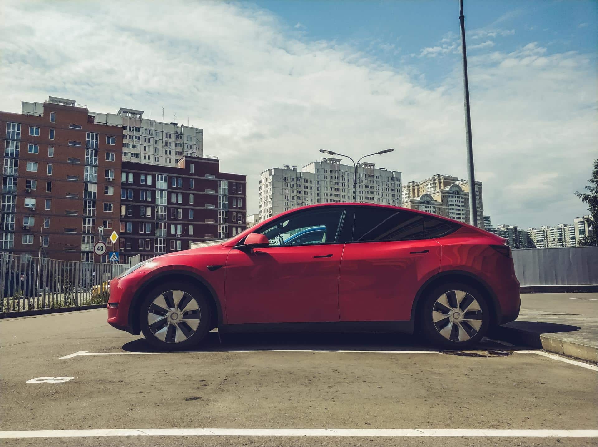 Tesla Shanghai feiert Produktion des millionsten Model Y