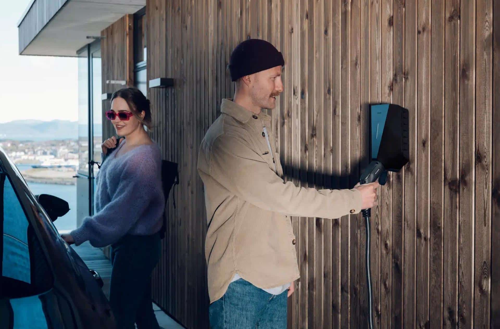 Cover Image for „Charge Lite“: Easee möchte mit neuer Wallbox durchstarten