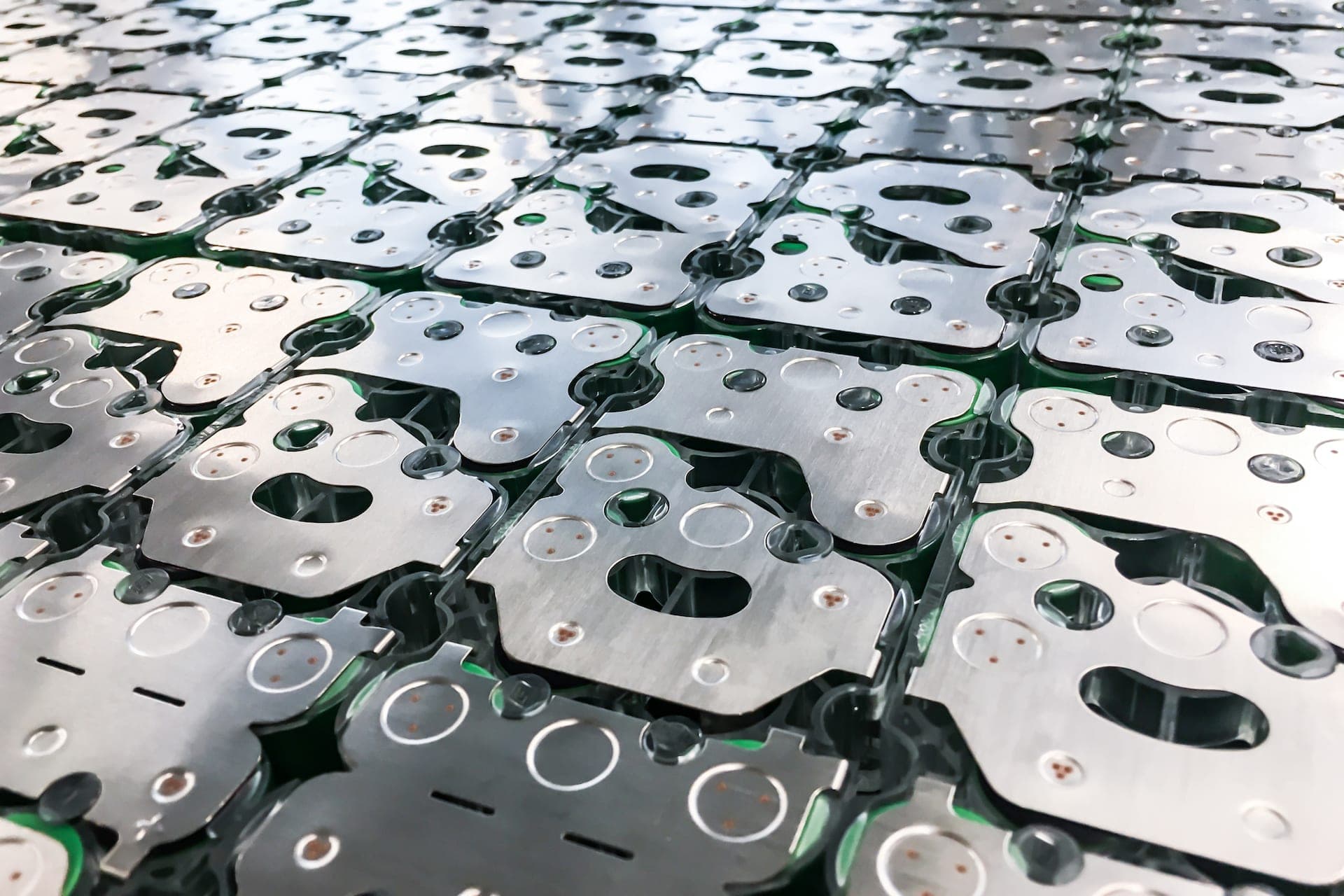 Analyse: Batterieproduktion im Westen braucht neue Mechanismen