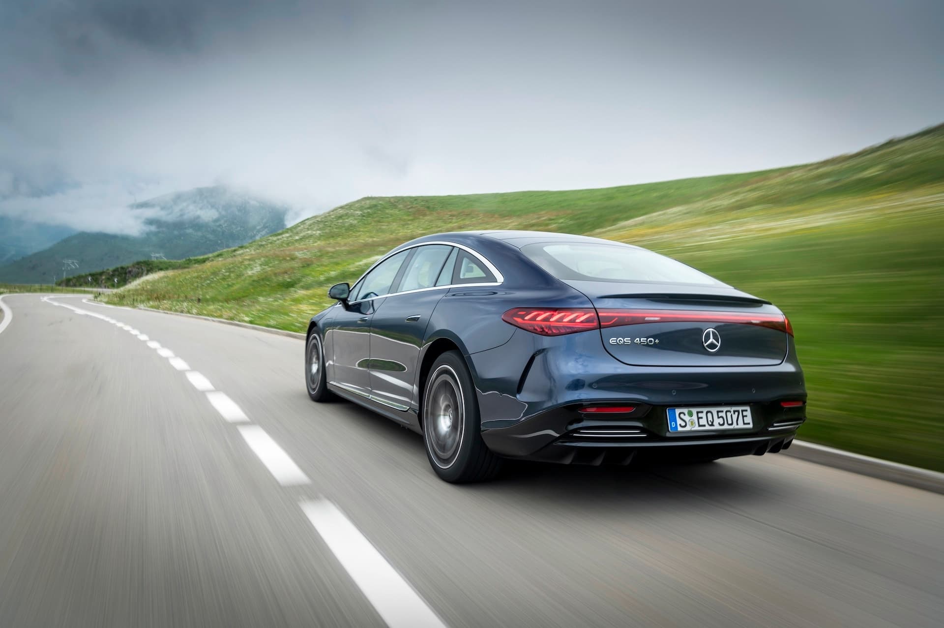 Cover Image for Diese 7 großen E-Autos sind laut ADAC besonders gut